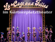 Marabu- und Mascara-Show am G&auml;rtnerplatz: B&uuml;hnen-Sternstunde bei der Wiederaufnahme des Musical-Klassikers &nbsp;&bdquo;La Cage aux Folles&ldquo; (&copy;Foto: Markus Tordik)